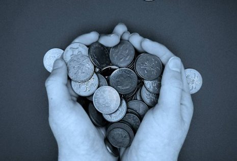 richard-ZfUmy6VqcSs-unsplash